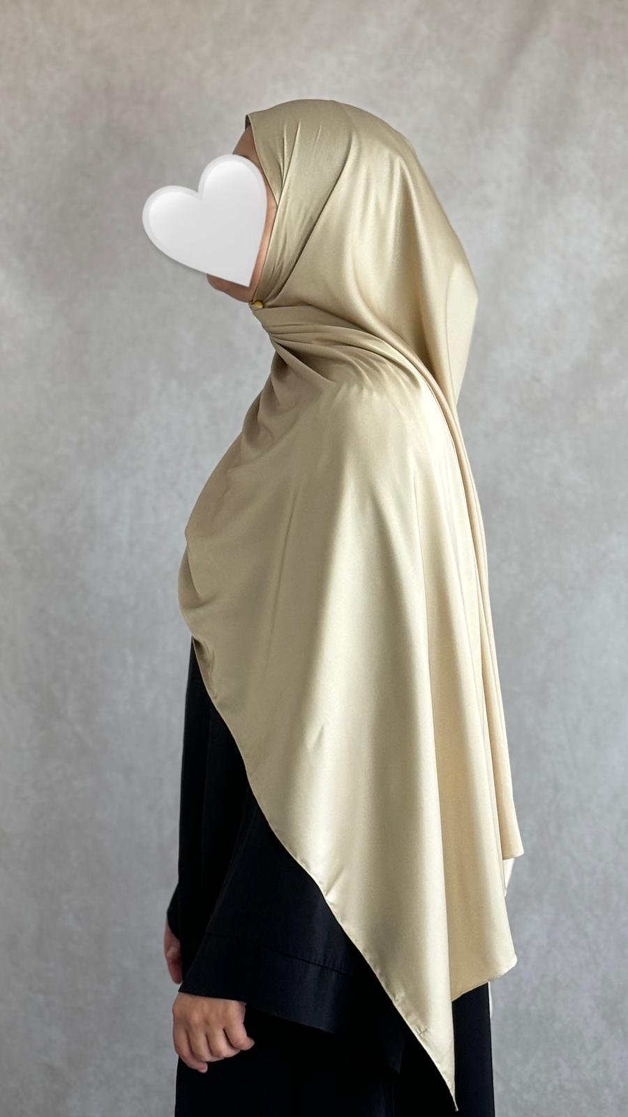 Hijab Satin Armani Beige Sahara