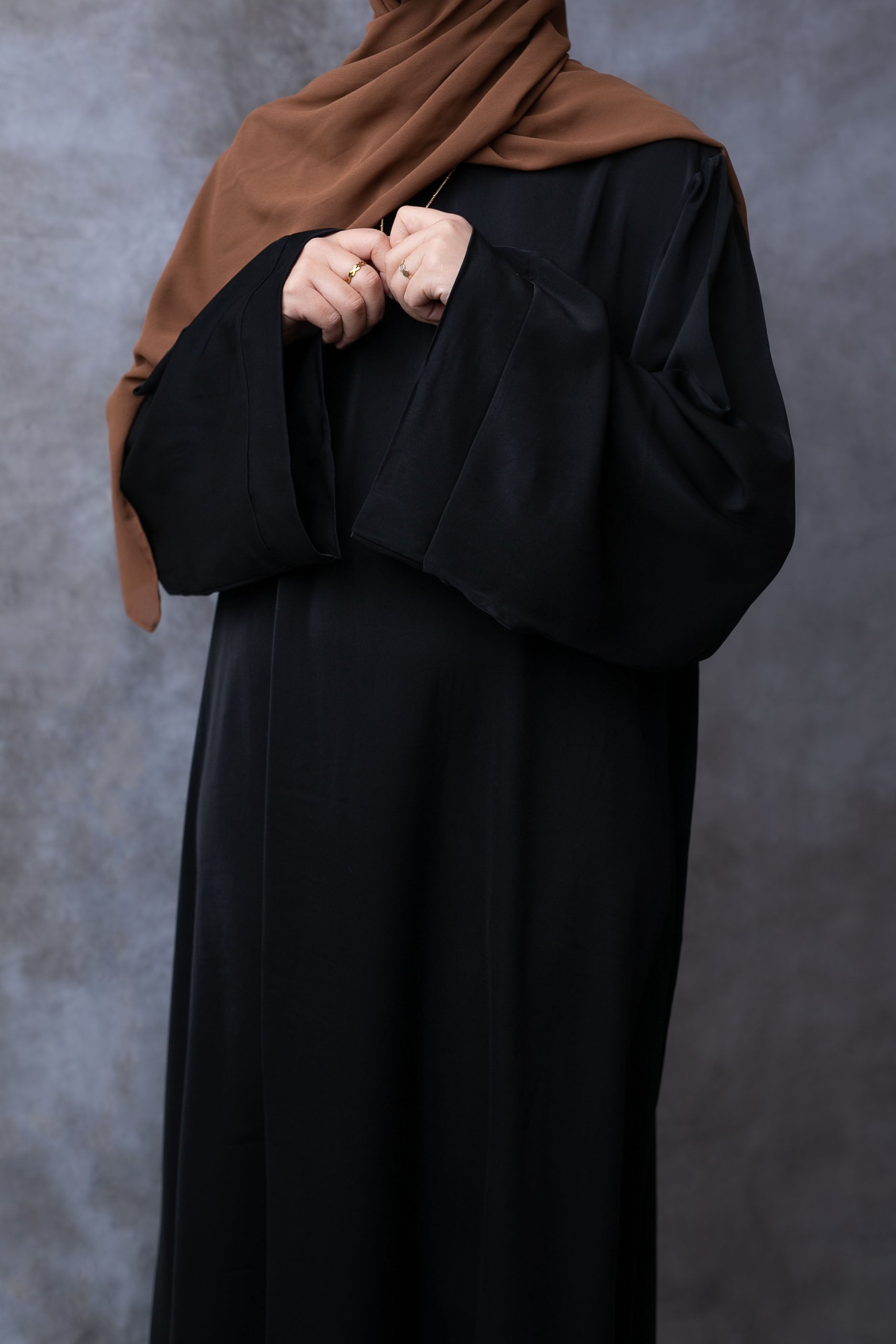 Abaya Soie de Médine Farah