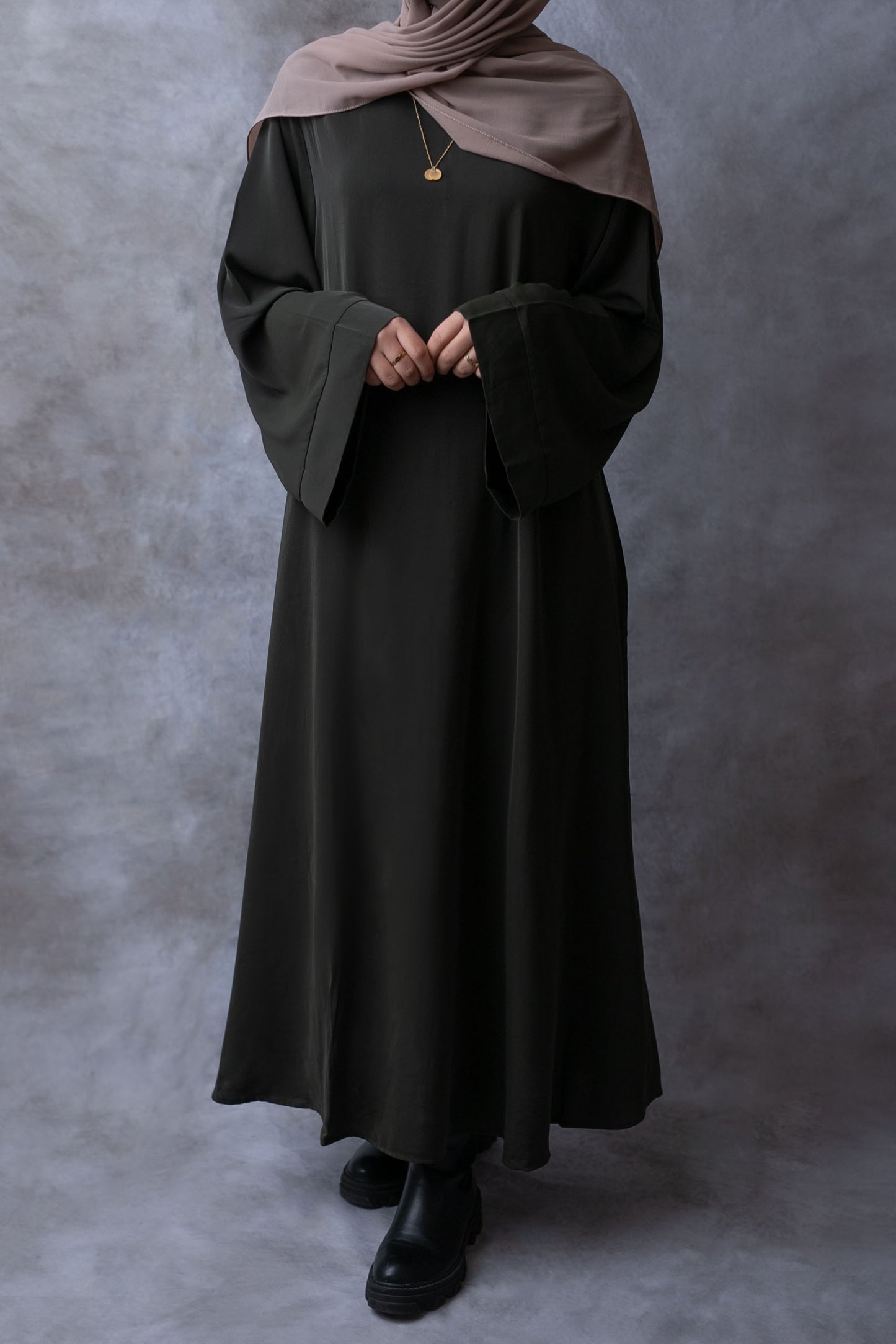 Abaya Soie de Médine Farah